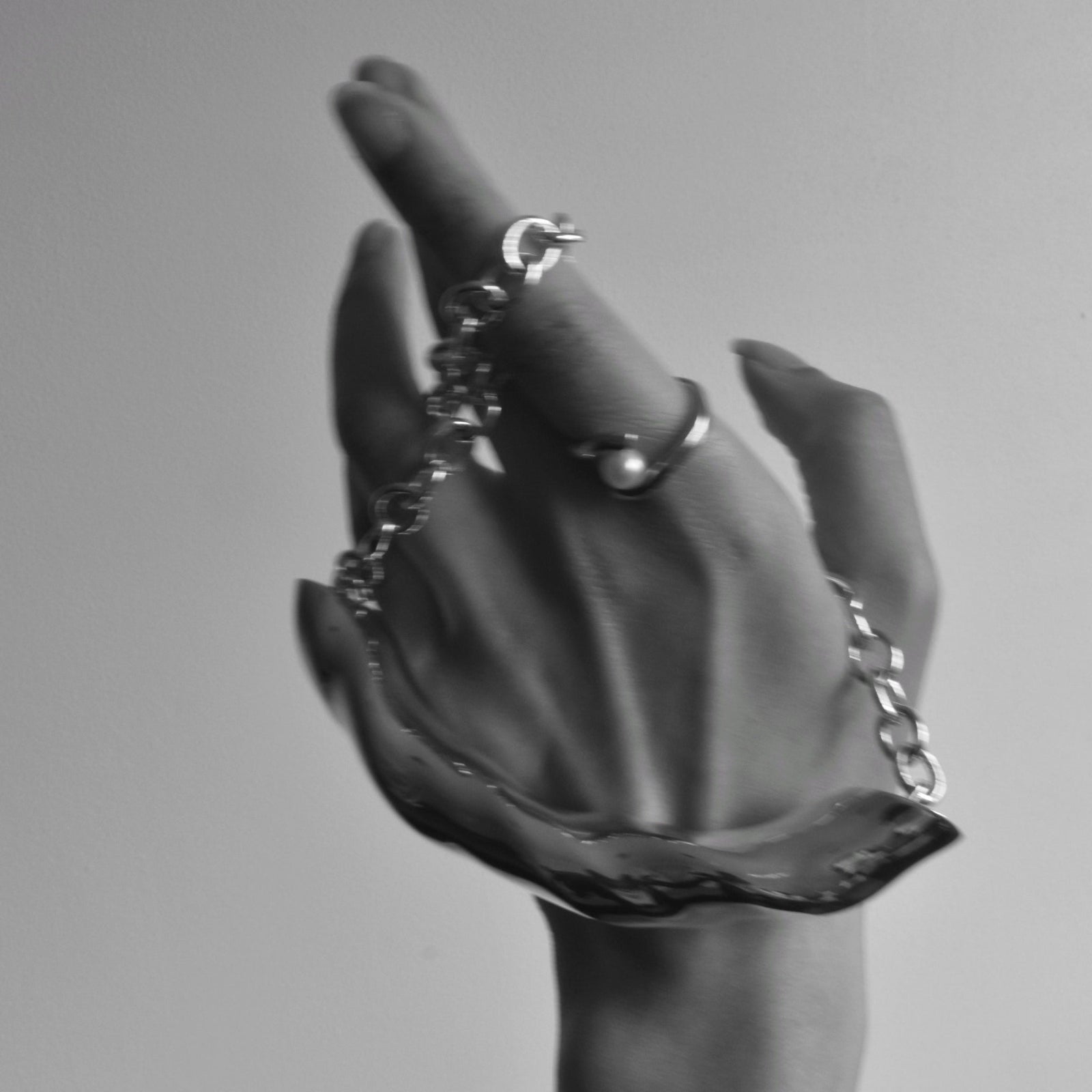 AGMES 0.925 sterling silver sculptural Astrid Choker