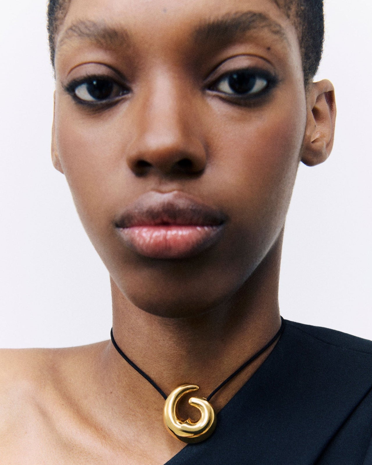 Model wearing AGMES Nadia Pendant in 18k Gold Vermeil