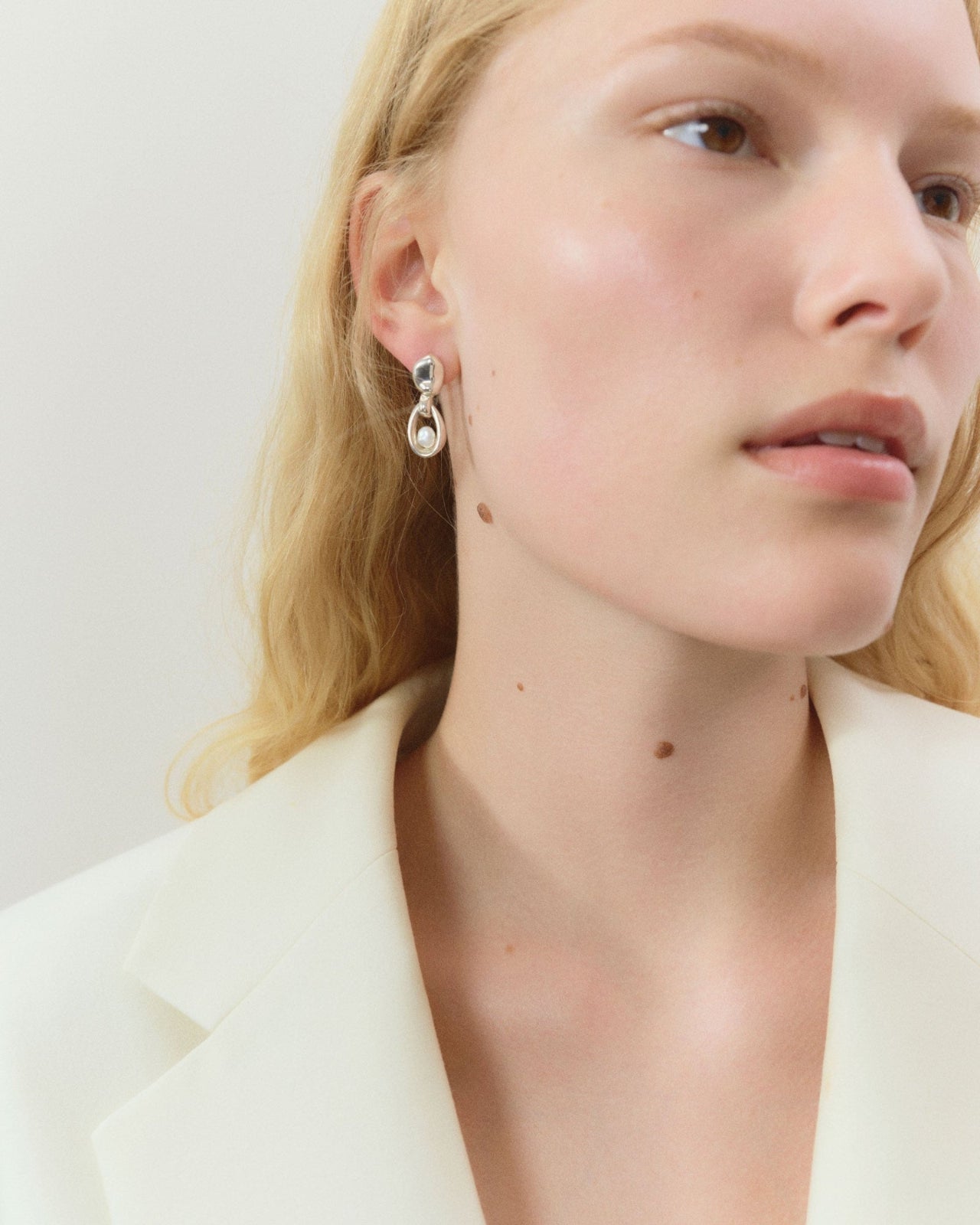 AGMES Sacha Pearl Earrings 925 Sterling Silver 1" long.