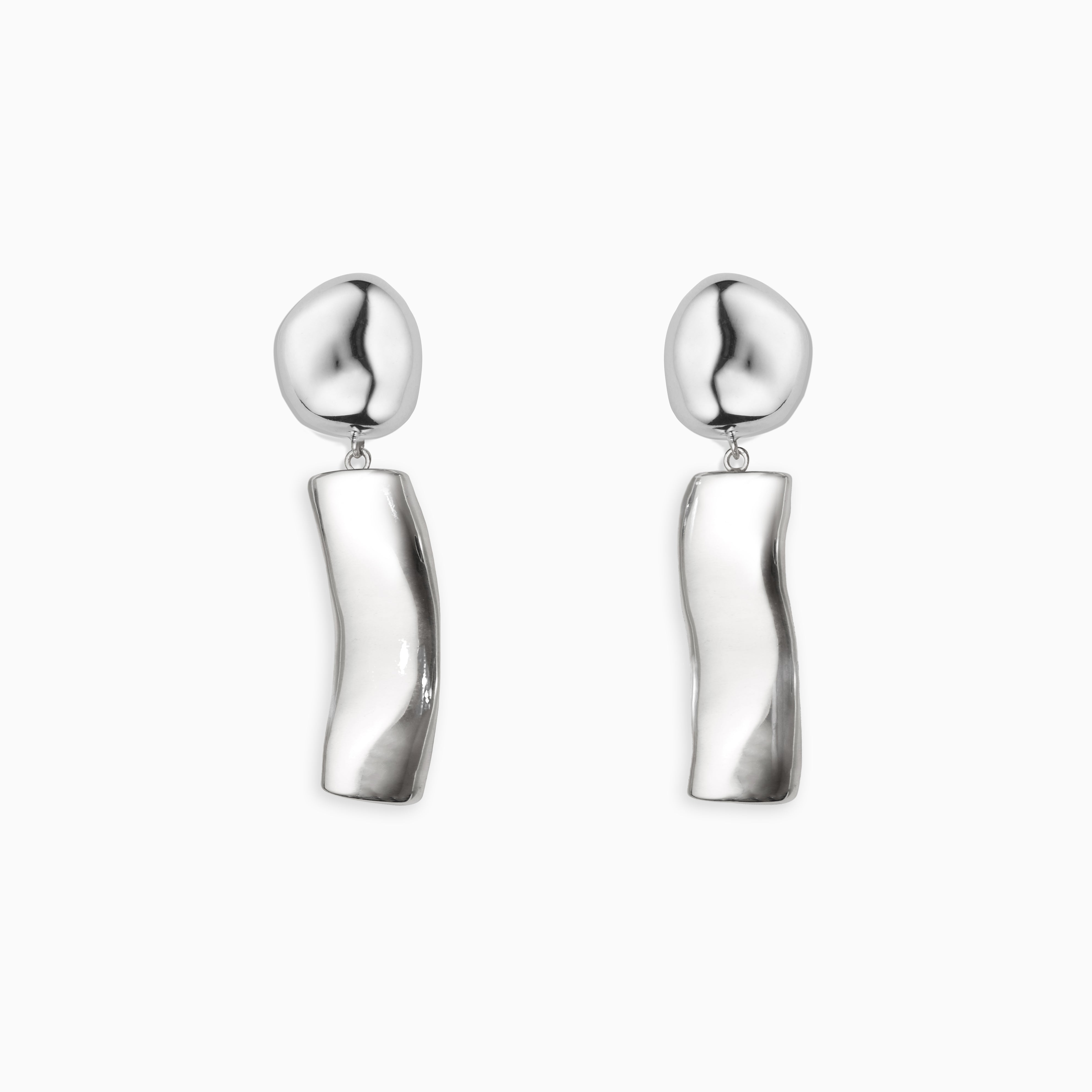 AGMES .925 Sterling Silver Short Ellsworth Clip-On Earrings.