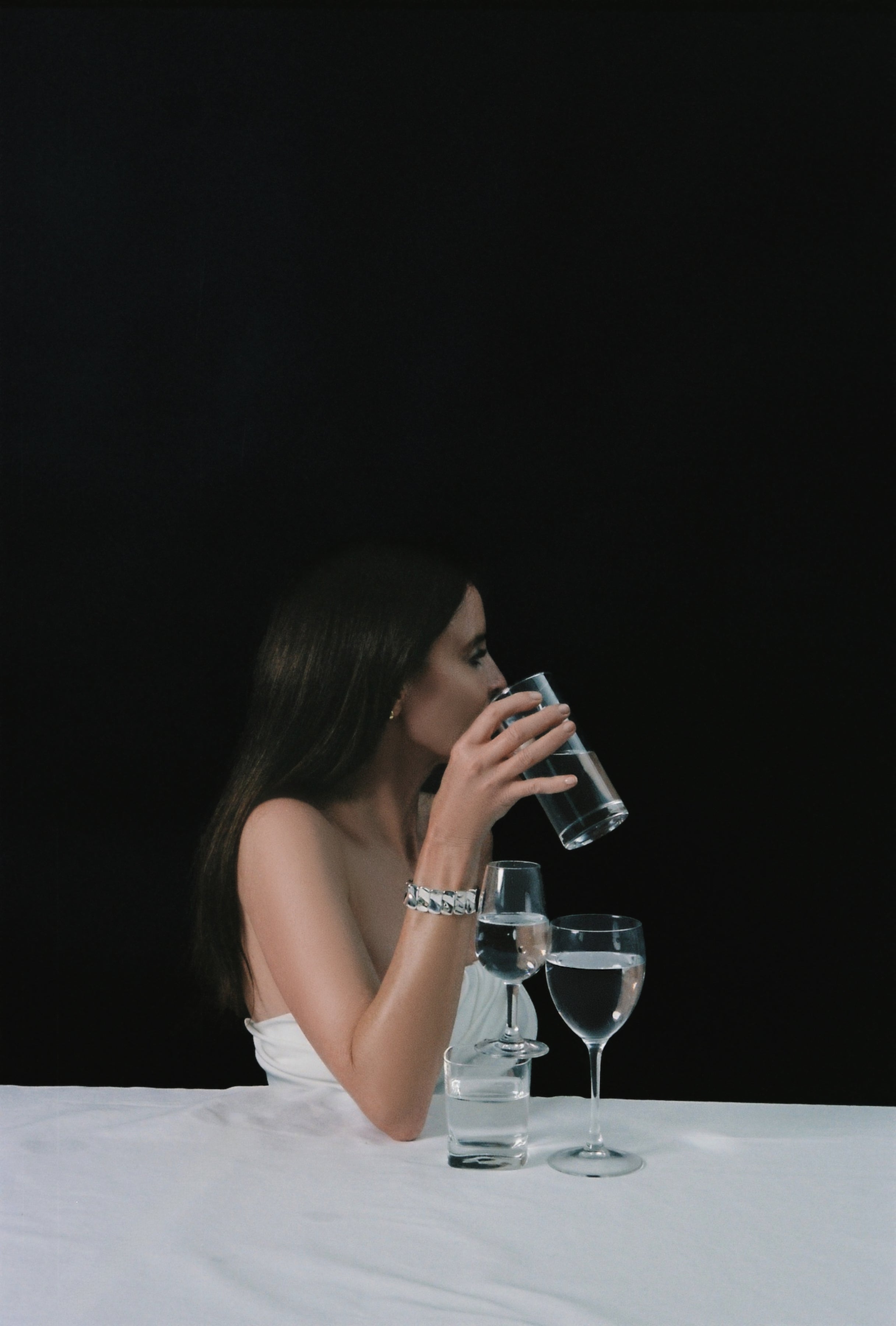 Woman wearing AGMES .925 sterling silver sculptural Short Ilona Bracelet.