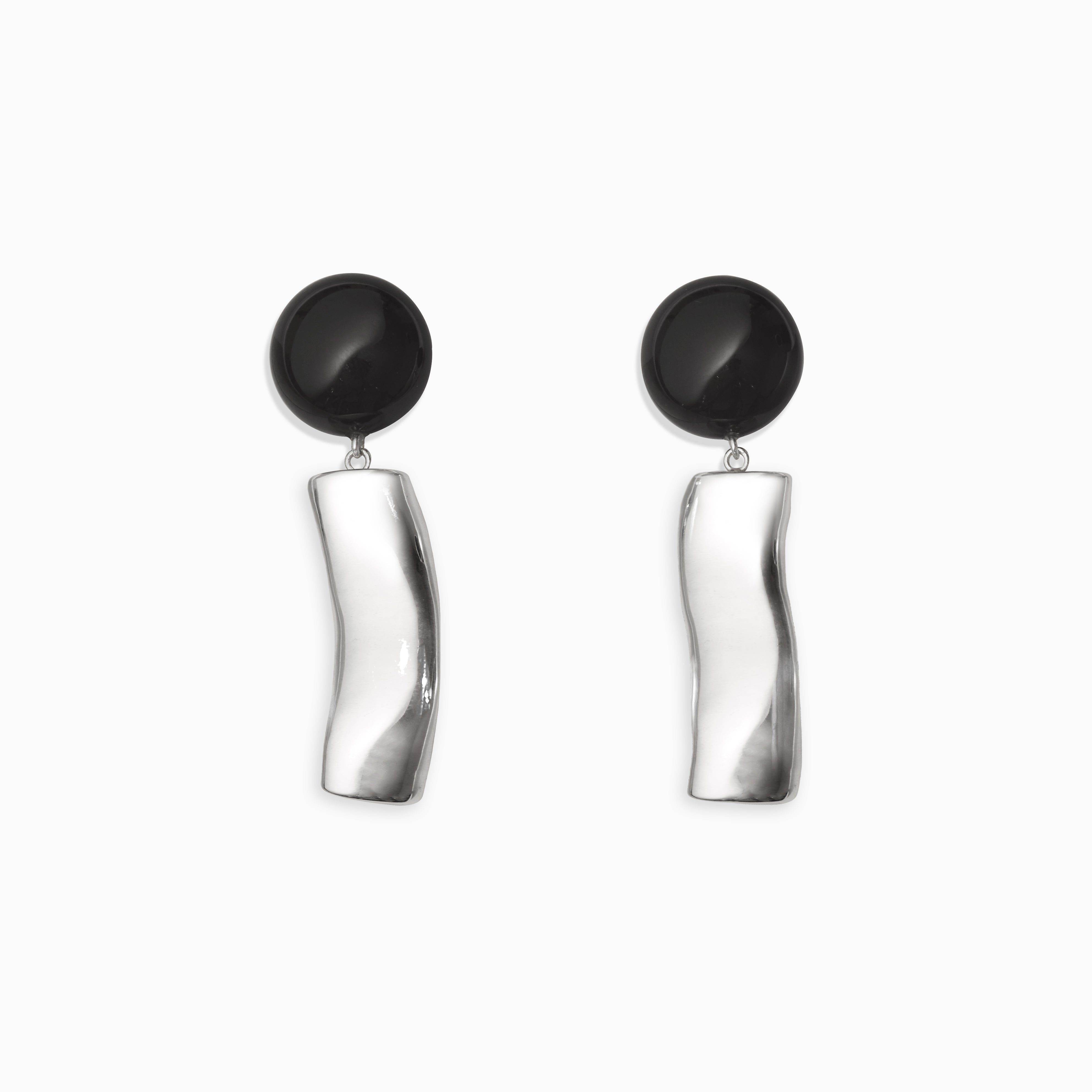 AGMES Short Ellsworth Earrings Onyx terling silver 2" long.