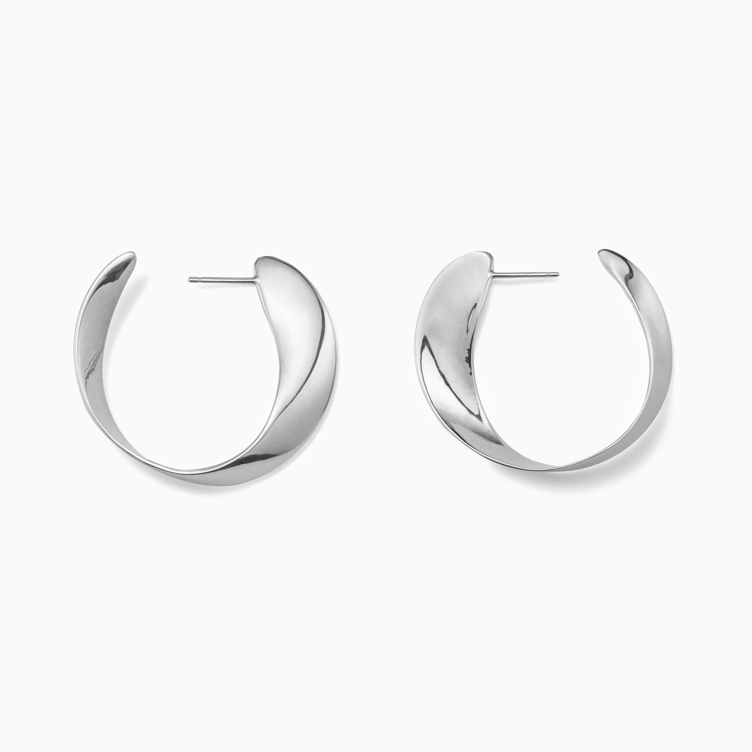 AGMES 0.925 sterling silver twist hoop earrings.