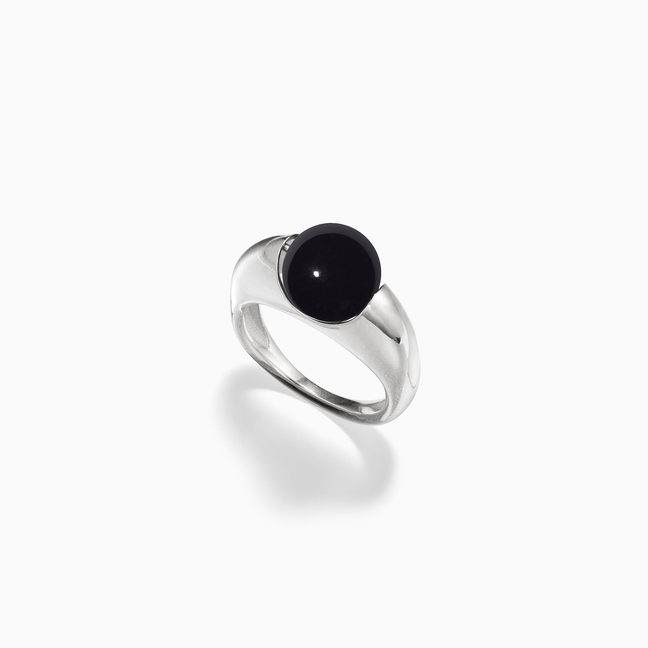 AGMES .925 Sterling Silver Chloe Ring with Spinning Onyx Stone Center.