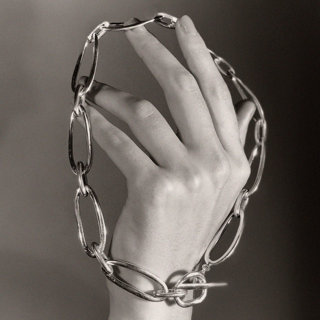 AGMES 0.925 Sterling Silver Dion Necklace with T-Bar Clasp.