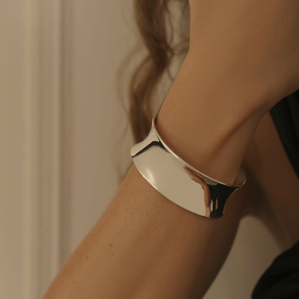 AGMES 0.925 sterling silver Georgia Cuff. Simple Sculpted Modern Cuff Bracelet