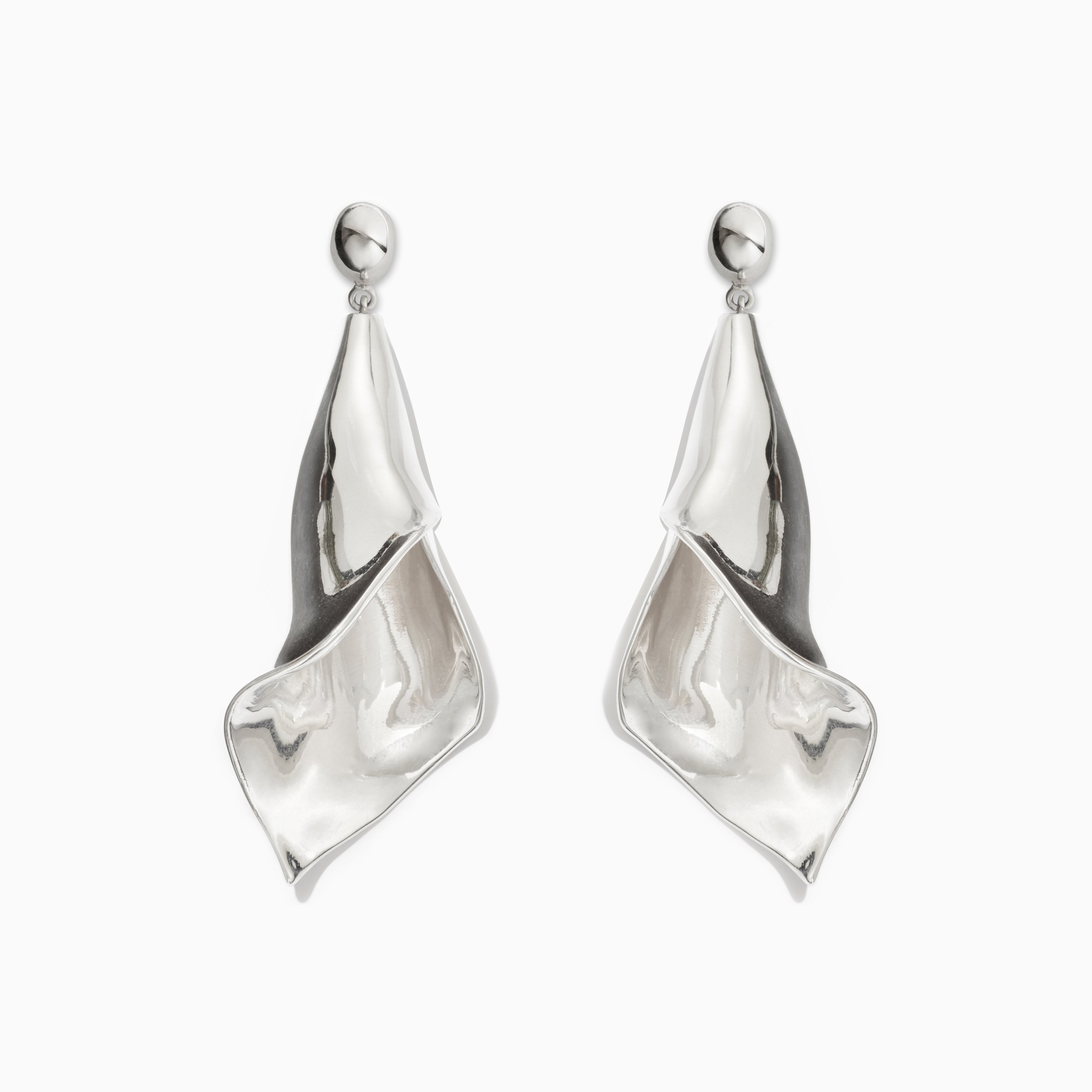 Medium Calla Earrings