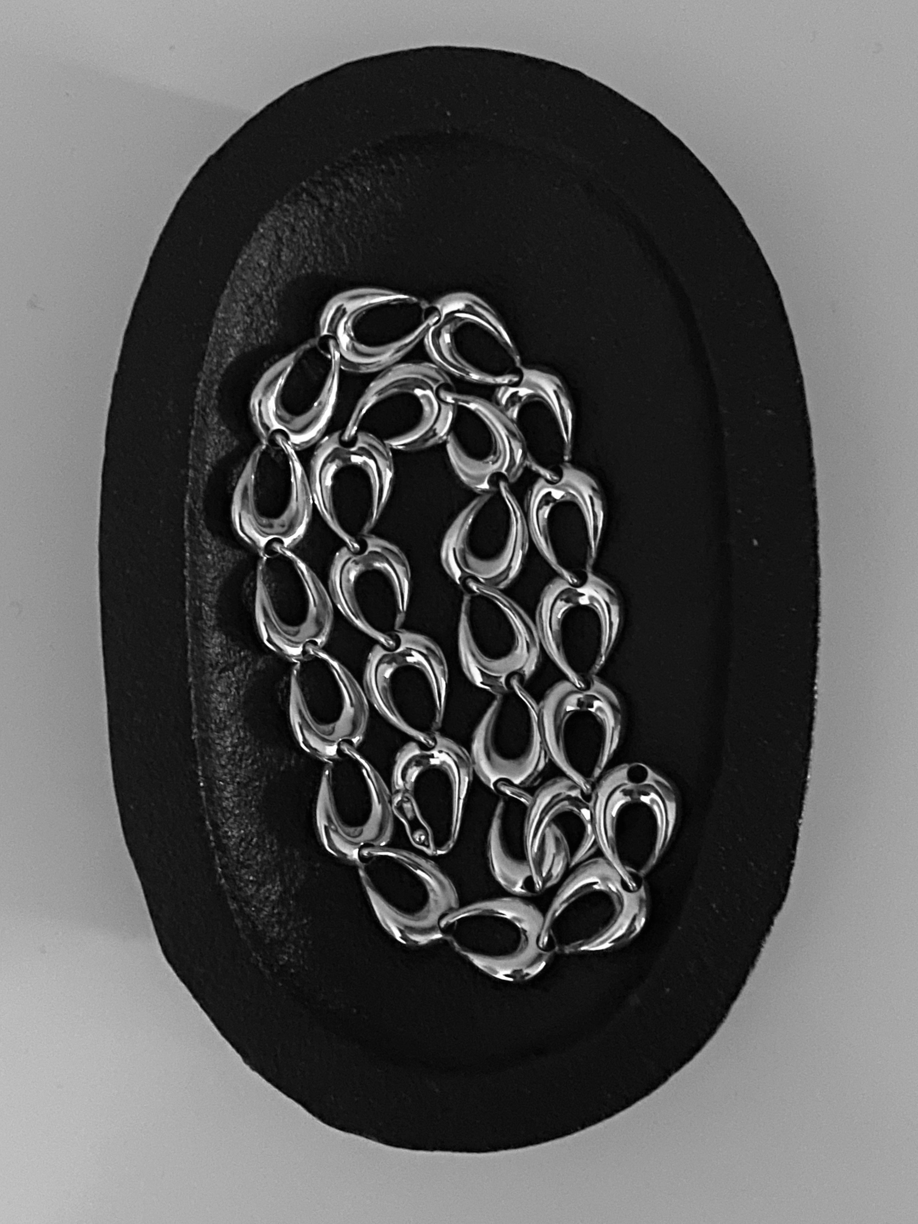 AGMES .925 Sterling Silver Thin Tilda Necklace