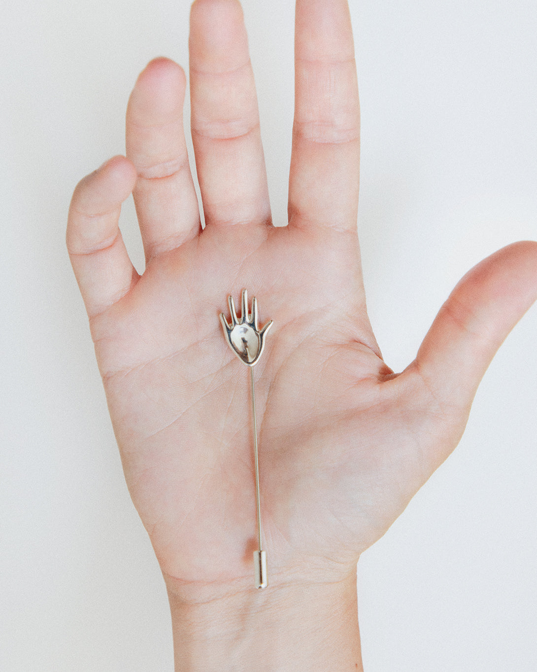 Dalí Hat Pin
