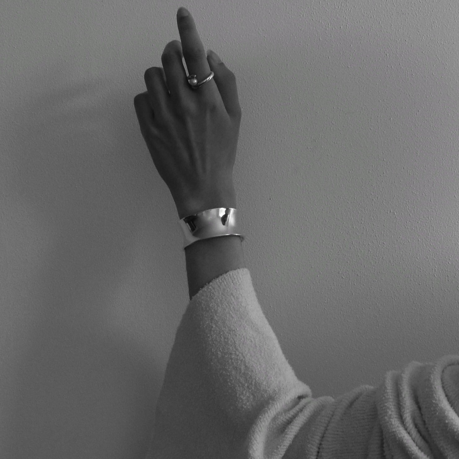 AGMES 0.925 sterling silver Georgia Cuff. Simple Sculpted Modern Cuff Bracelet.