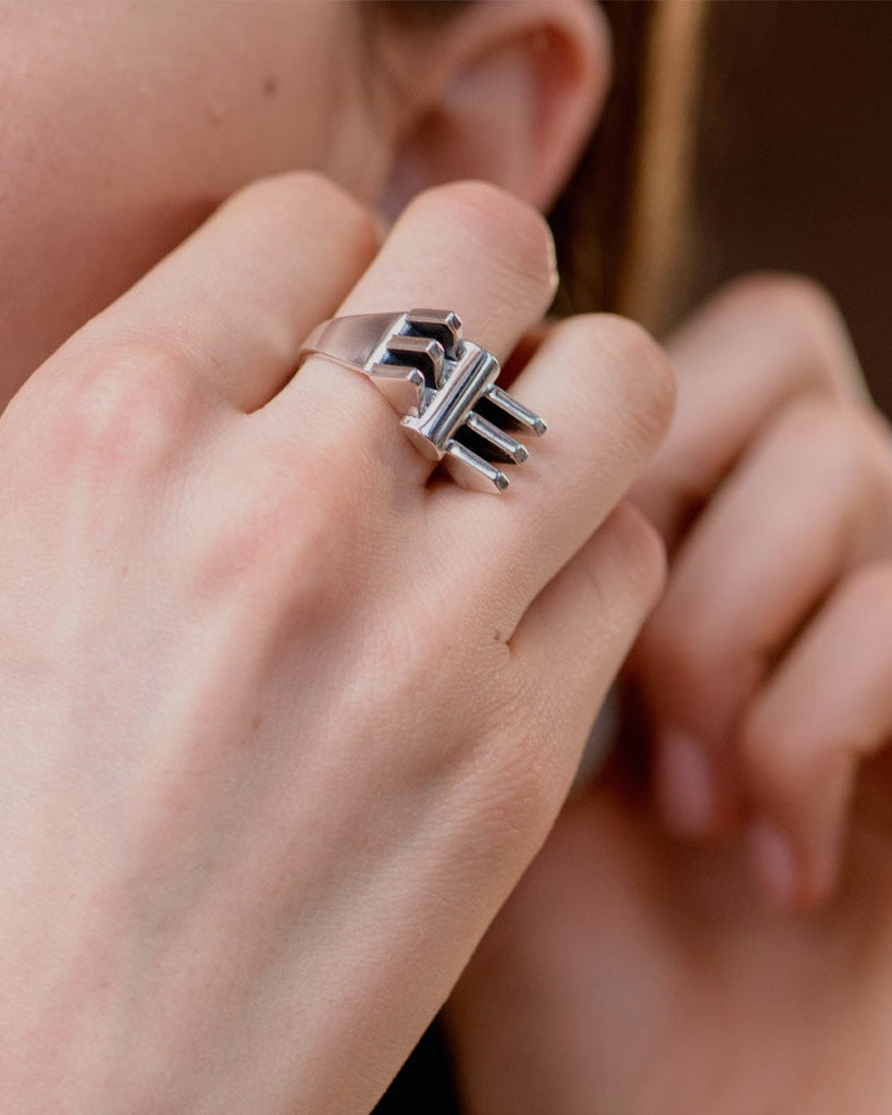 Ando Ring [Archive]