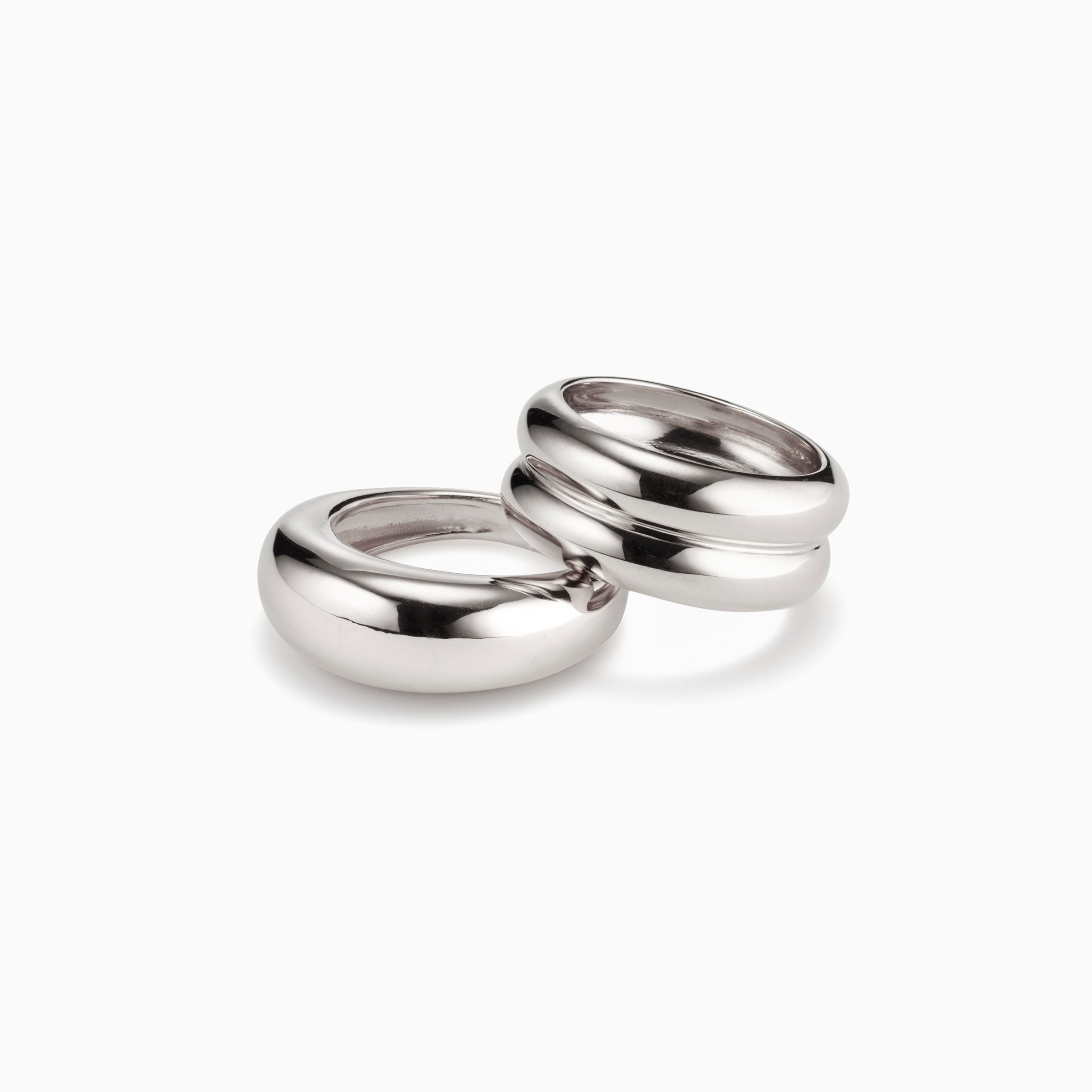 AGMES .925 Sterling Silver Domed Ridge Ring Set. 