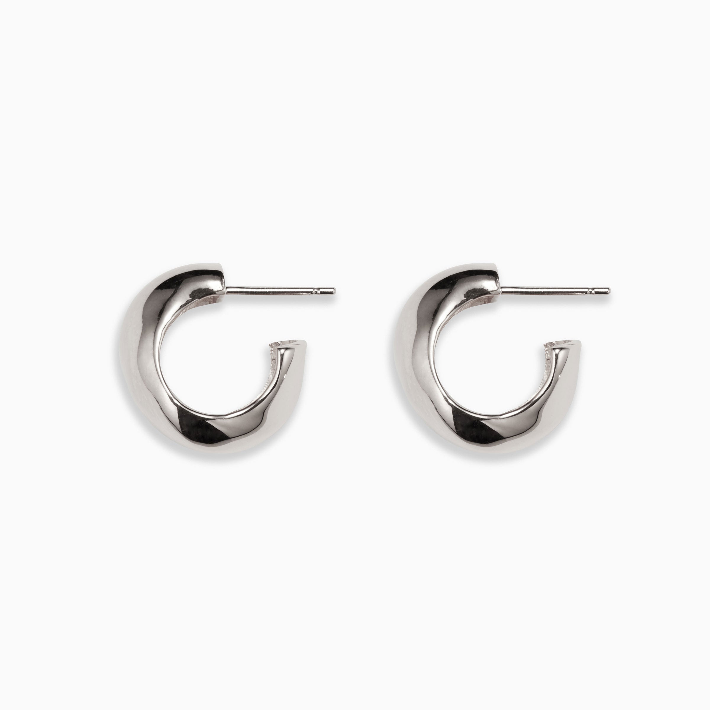 AGMES 0.925 sterling silver small hoop earrings.