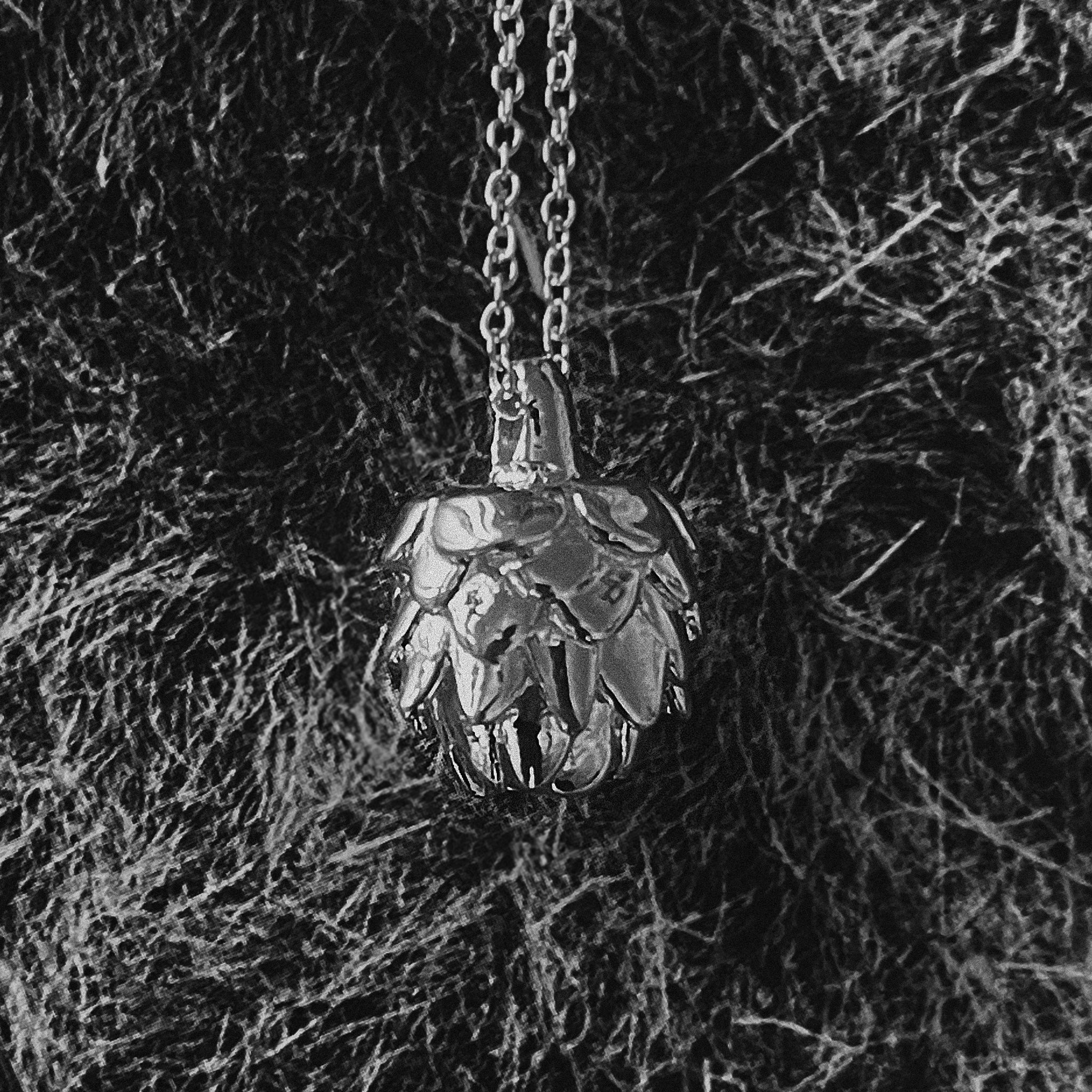 AGMES 0.925 Sterling Silver Mini Artichoke Pendant 