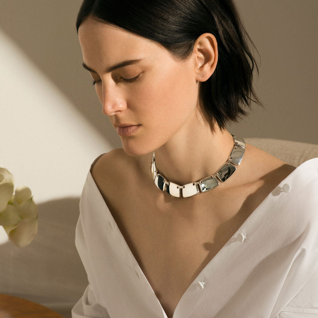 Woman wearing AGMES 0.925 Sterling Silver Grace Collar. 